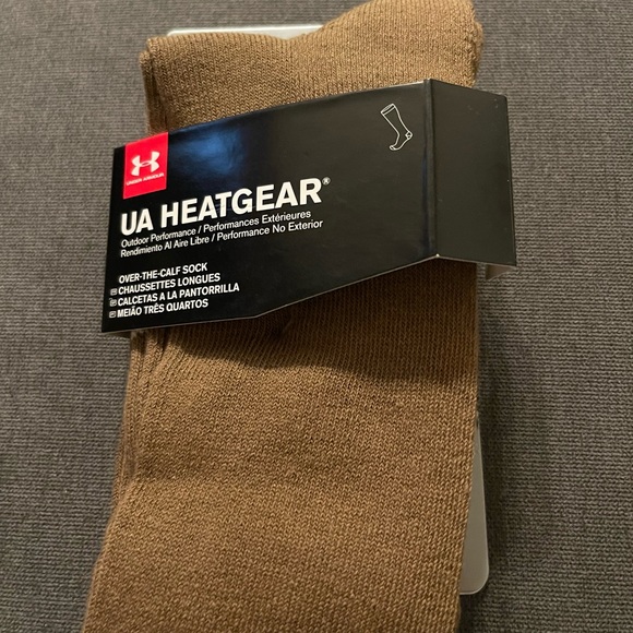 Under Armour over the calf stocks - Picture 3 of 4